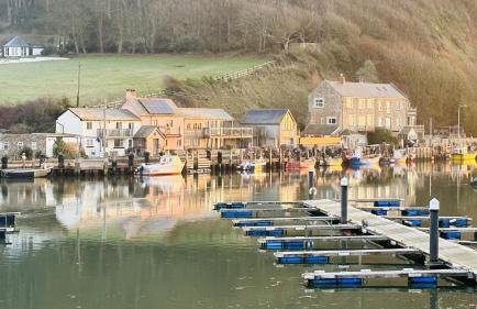 Littlefields - With hot tub, garden, private parking and short walk to beach - Foto 32