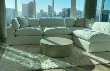 Luxury Designer Suite with Rooftop Pool, Gym - Foto 11