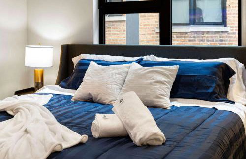 2BD 2BA Condo- Steps to Lake with Gym & Parking - Photo 3