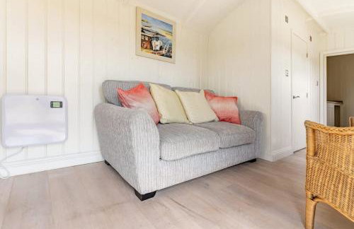 Unique Double Shepherd's Hut Hideaway - Pembrokeshire - Foto 29