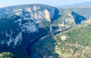 Maison au calme avec piscine Vallon Pont d'Arc - Foto 9