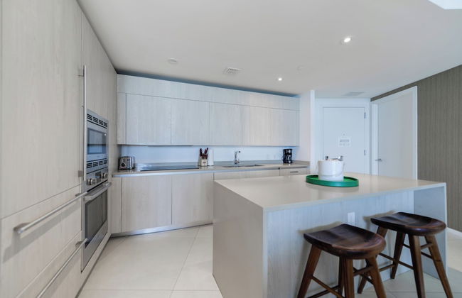 Luxury Beachfront Condos in Hollywood - Foto 57