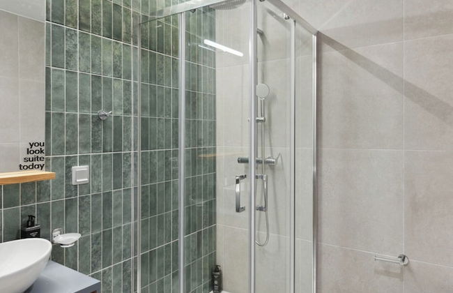 Limehome Piraeus Olive - Foto 78