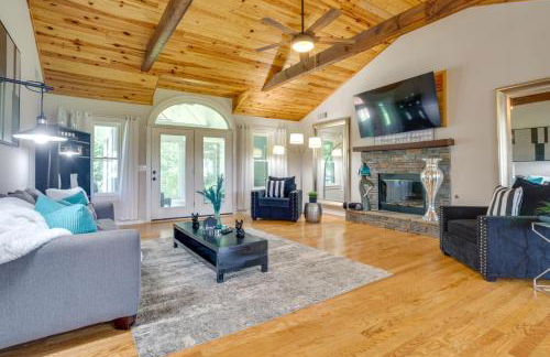 Remodeled Family Home about 2 Mi to Lake Lanier! - Foto 1