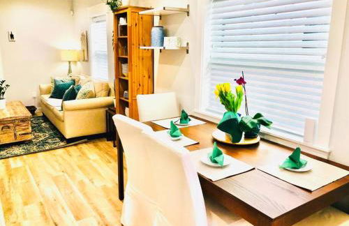 Jacksonville Blue Bungalow Retreat Comfortable 2 Bedroom Haven - Foto 7