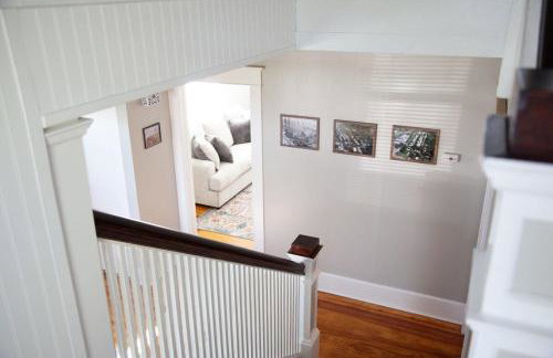 The Homestead Historic Charm & Big Backyard - Foto 17