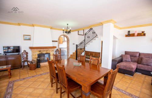 Villa Relax and Pool El Moral - Photo 21