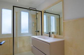 Luxurious 3-Bedroom Penthouse in Los Monteros Marbella - Foto 18