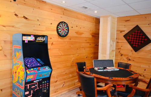 Above Expectations-New Exterior-Sleeps 8-Hot Tub-Games Galore-Nature - Foto 76