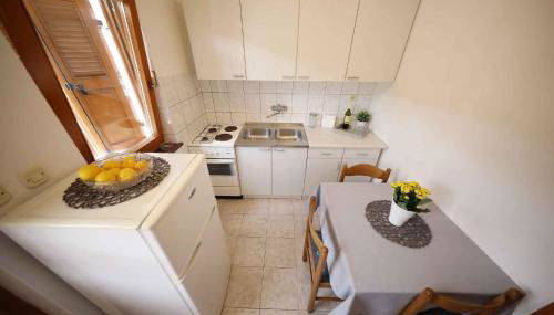 Apartment with A - C in Mali Iz-Insel Iz 53441 - Foto 2