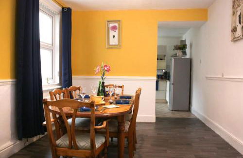 Coastal Comfort - Photo 10