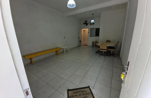 Casa 30mt da praia. Wi-Fi e 3 vagas. Cond fechado - Foto 3