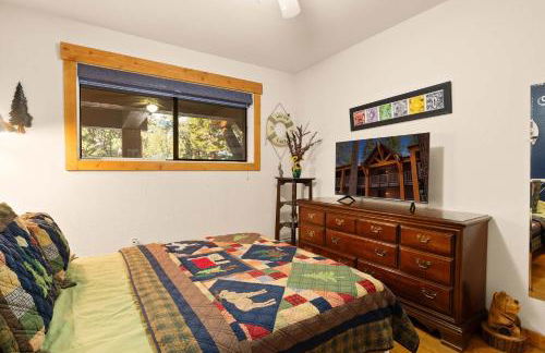 Sierra Pines Retreat - Sleeps 6 - Foto 4