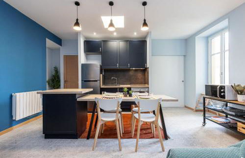 Large 3 Bdr City Center - Photo 12