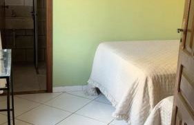 Casa da Dona Helena - com piscina a partir 01 de julho - Foto 13
