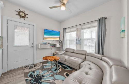 PCB Beach Paradise, Steps to SAND, Sleeps 8 - Foto 43