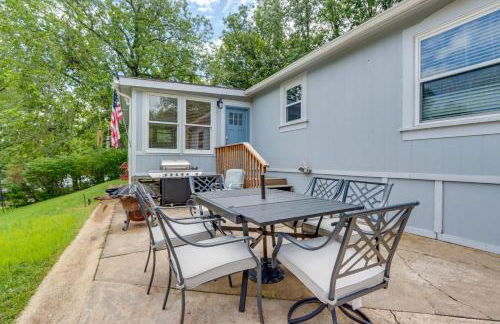 8 Mi to Beach Lake-View Haven in Linn Creek! - Foto 28