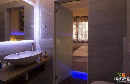 Villa Four Seasons, heated pool and 3 en-suite bathrooms - Foto 38