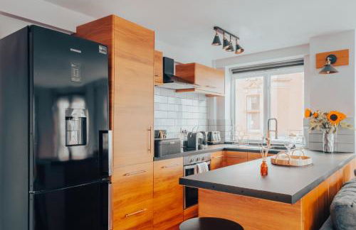 Central Manchester Gem with Stylish 2BR Retreat and Free Carpark - Foto 40