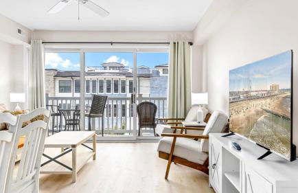 Cozy 1BR w Ocean Views & Parking - OCNJ - Foto 7