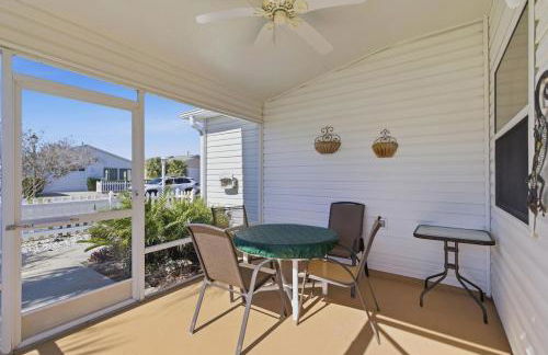 Lovely 2BR Near Lake Sumter and Brownwood With Golfcart - Foto 20