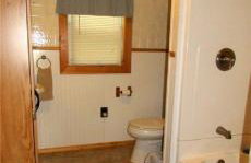 Spacious 5 Bedroom Cabin with Riverview & Black Lake Access - Foto 42