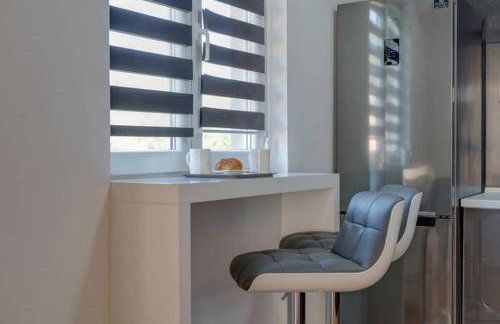 Luxury Apartment with Private Heated Pool - Foto 42