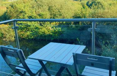 Waveside-Waterside with hot tubResort PoolGym - Foto 17