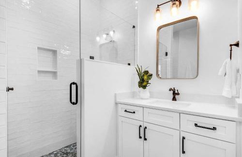 Latitude! New 8 Bedrooms! Beach! - Foto 22