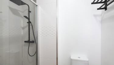 Precioso estudio con dos ambientes - Foto 5, Shower