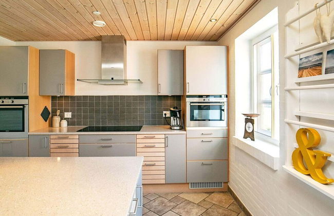 Luxurious Holiday Home in Hurup with Hot Tub - Foto 24