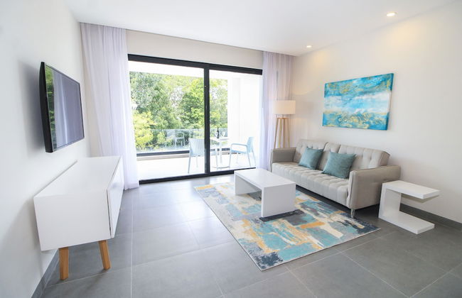 Nick Price Apartments by Spot Rentals - Photo 11