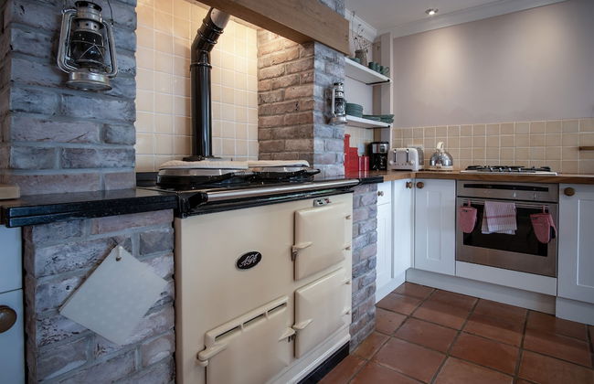 Highfield - 3 Bed - Llanmadoc - Photo 25