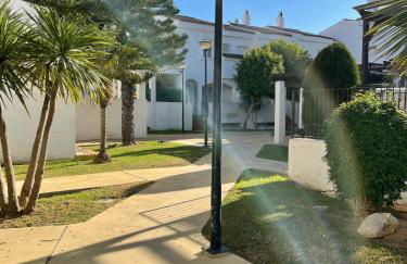 Hochwertiges Haus in wunderschöner Golf Anlage am Meer - Foto 12