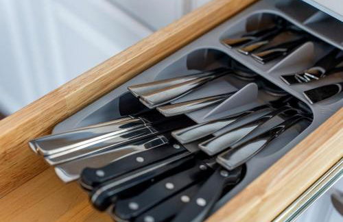 Coastal Haven Minutes From Beaches and Downtown - Foto 12