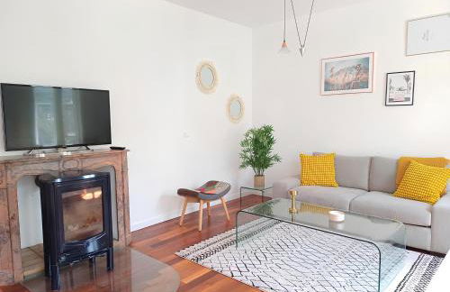 Au Pied de la gare et centre ville - 2 chambres - spacieux - Foto 9