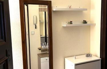 Camp Nou Apartment WiFi - Photo 17