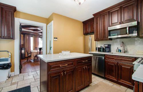 Lake Michigan Retreat- Upper Duplex - Photo 11