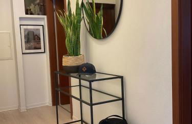 Spacious 65sqm private flat, New and fully equipped kitchen with dining room, Direct Bus to Messe - Foto 10