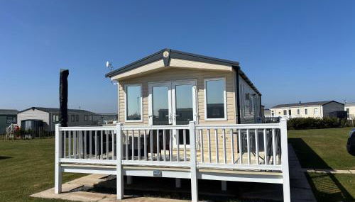 Wildflower Meadows 5 - Golden Anchor - Central Heating, Wi-Fi, bed linen - Meadow Lakes Caravan & Lodge Hire - Foto 1