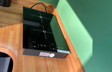 Tropical Studio Retreat with Great WiFi and EV charging - Photo 17