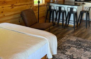 Glendive Tiny Modern Cabin 1 Mile from Makoshika Park - Foto 2