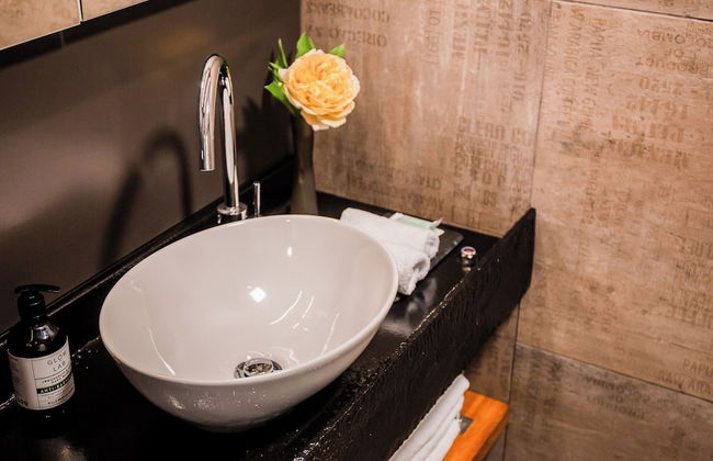 The Thomas Gregg Apartments - Photo 38