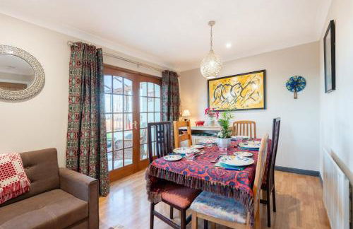 Spacious 3 Bedroom Retreat for up to 6 - Foto 18