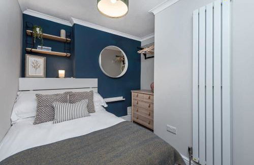 Glanrhyd Townhouse in Central Dolgellau with Parking and Bike Storage - Photo 31