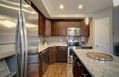 Two Comfy Condos Near City Center OTR UC Zoo - Foto 11