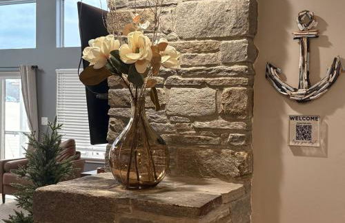 Riverfront Home with a View! - Foto 9