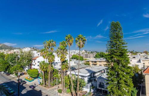 Designer Penthouse 2 Bedroom with Balcony Beverly Hills Adjacent - Foto 61