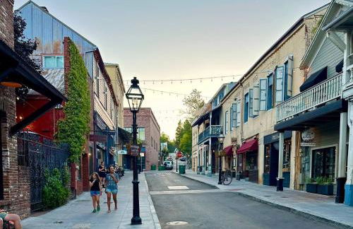 Spacious Cozy and Renovated Mountain Retreat - Foto 41