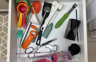 Apartamento vista mar, 2 quartos, garagem - COMPLETO - Foto 32